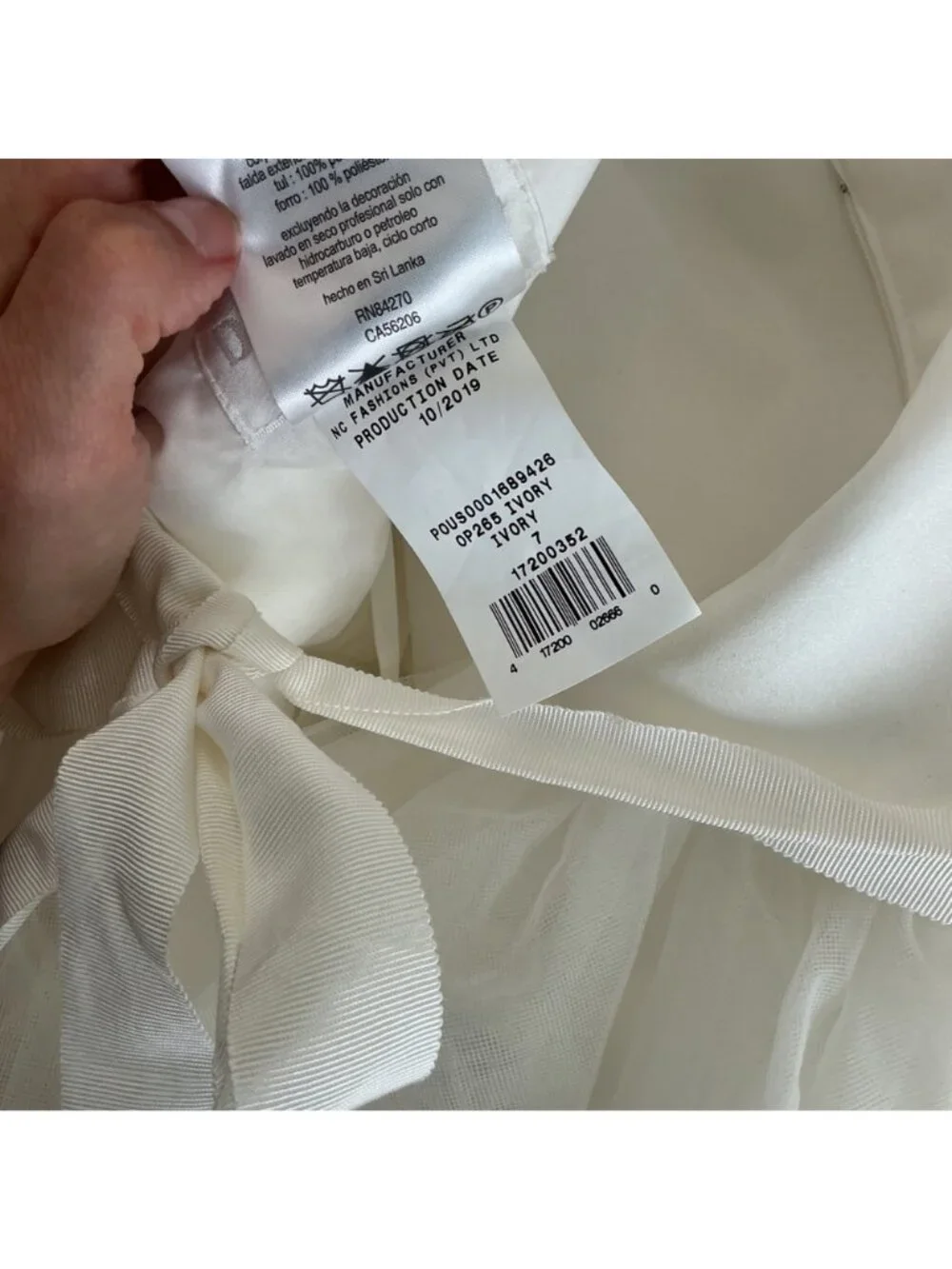 Davids Bridal Ivory Flower Girl Dress With Tulle Skirt & Lace Straps Size 7 - Picture 10 of 11
